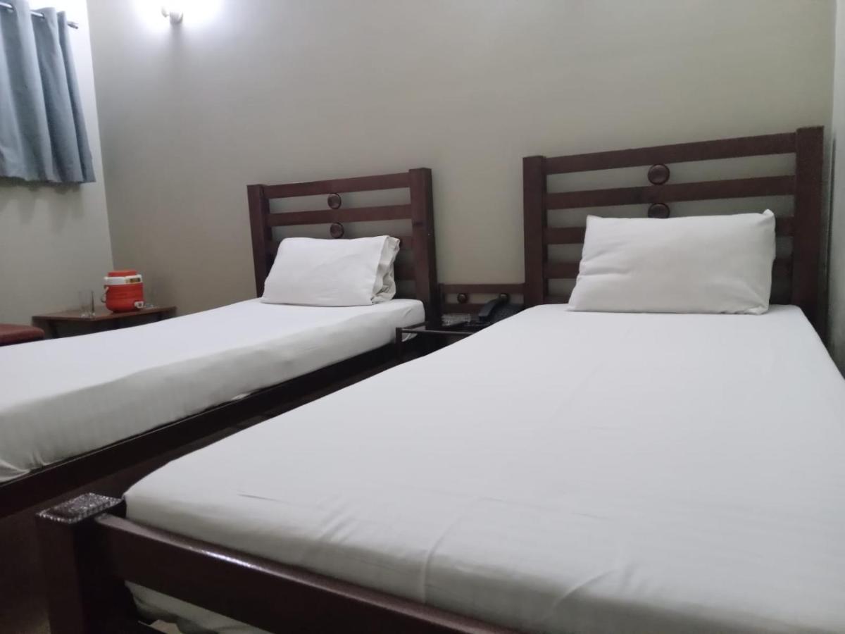 New Hotel Chilton Karachi Bagian luar foto