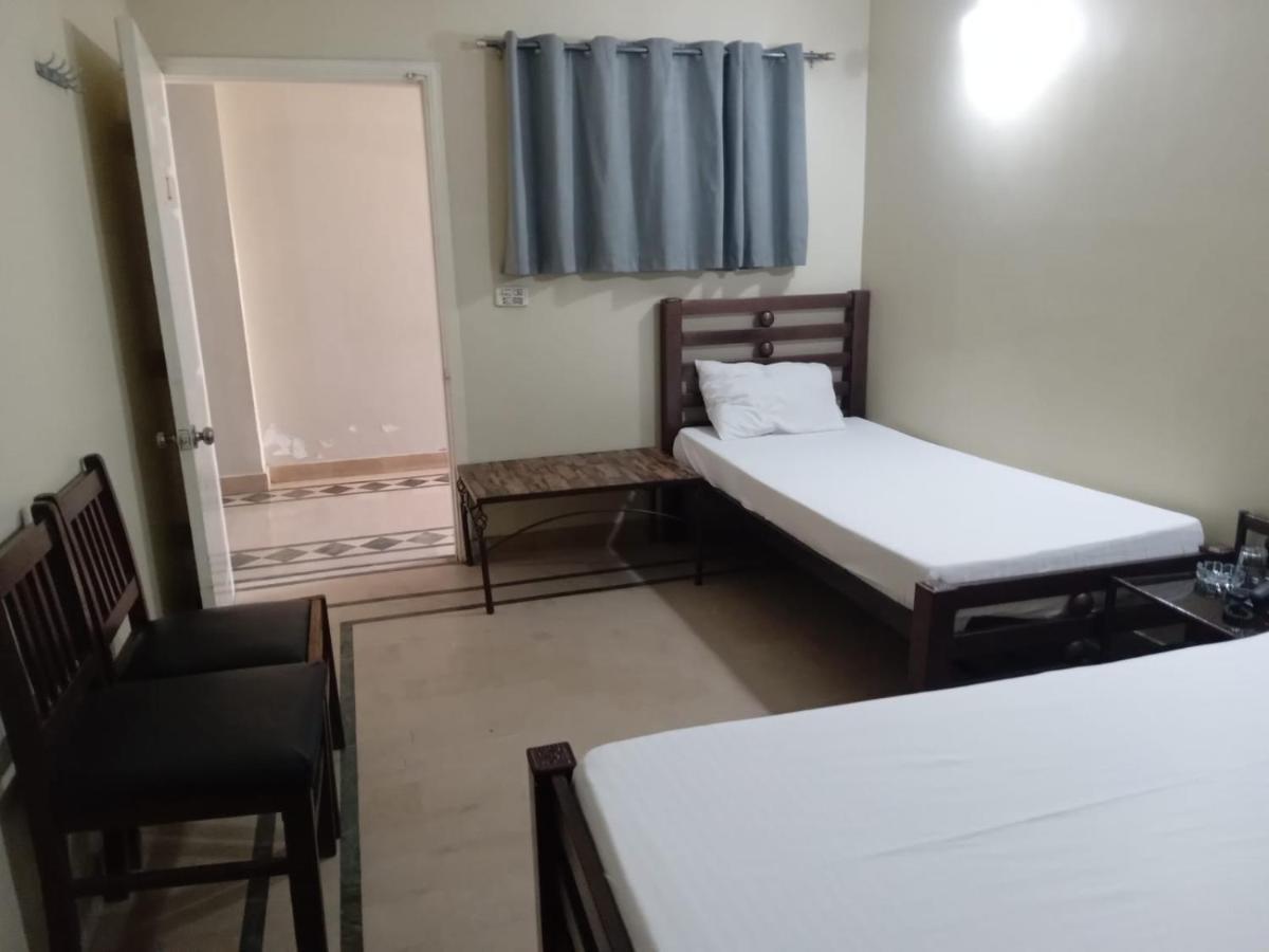 New Hotel Chilton Karachi Bagian luar foto