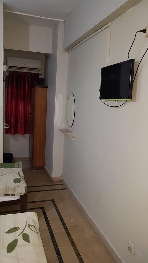 New Hotel Chilton Karachi Bagian luar foto